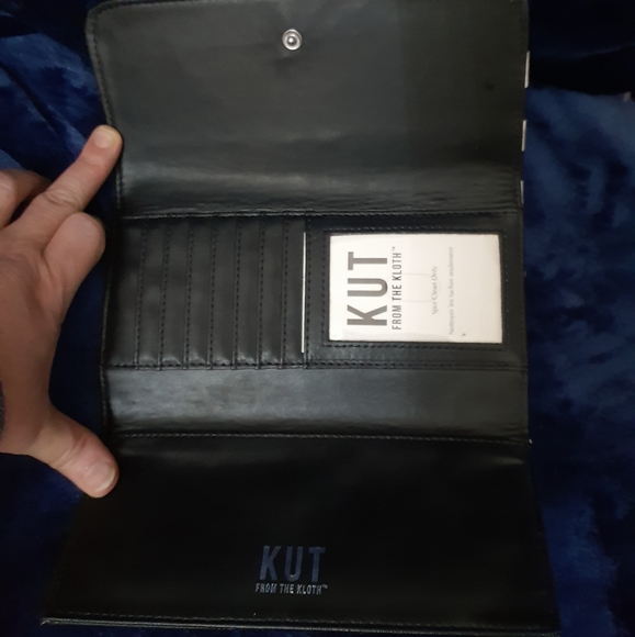 KUT From the Kloth Wallet - Picture 2 of 2